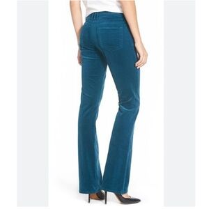 Kut from the Kloth Blue Karen Baby Bootcut sz 14
